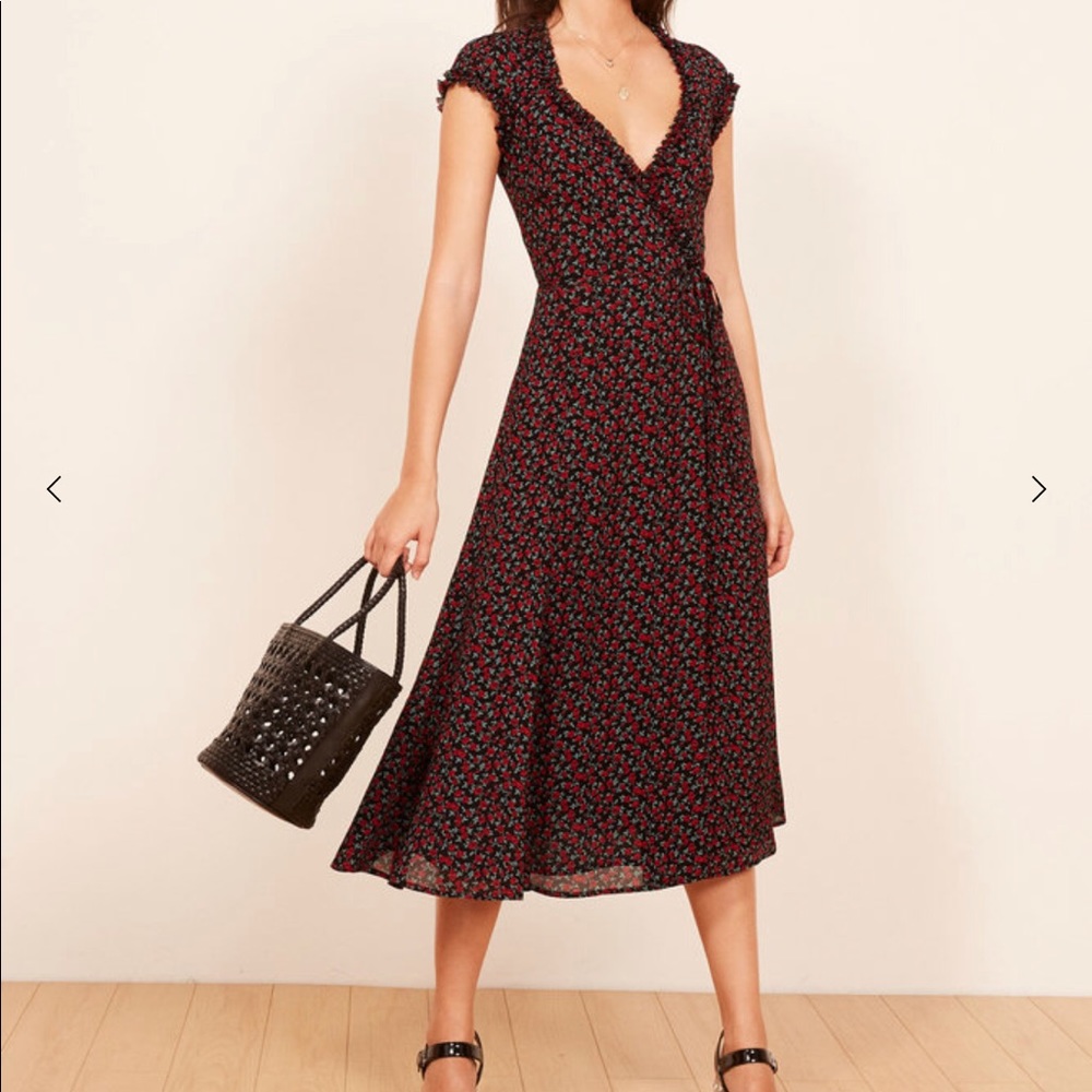 Reformation gwenyth dress in XS